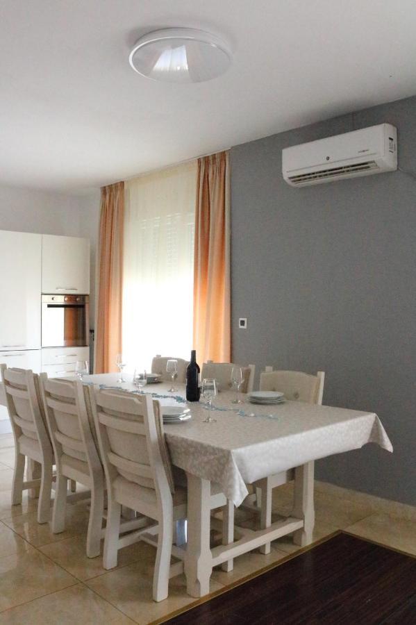 Lucija Apartment Split Exterior photo
